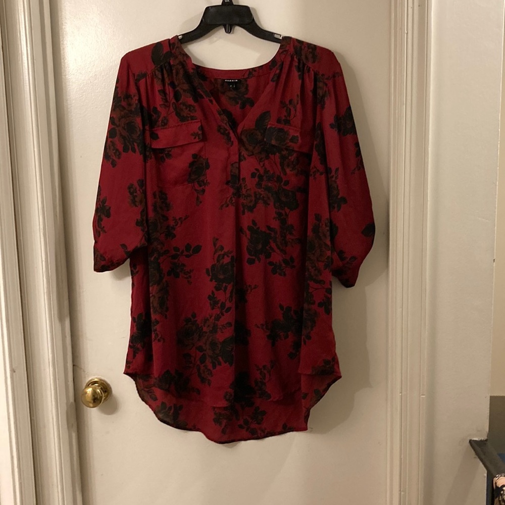 Torrid floral blouse